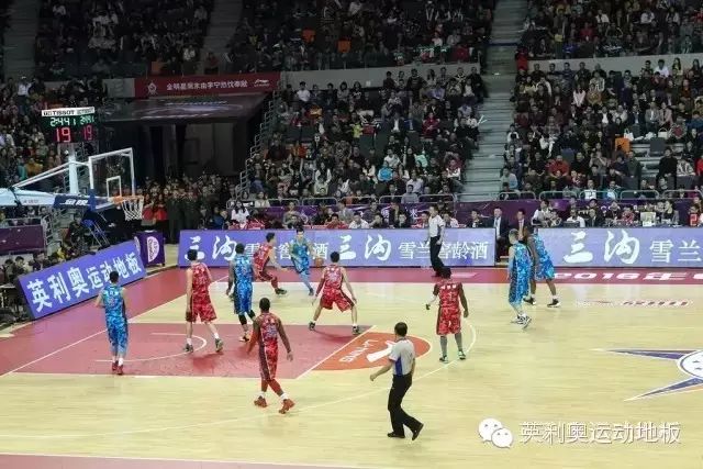 健身房私教球类运动_室内健身球_健身房球操视频